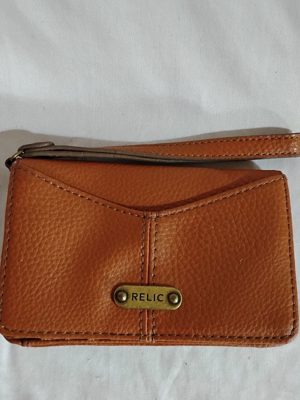 Relic Tan Leather Wristlet Wallet